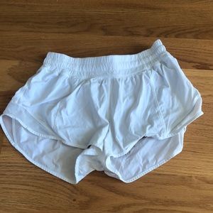 Lululemon Hotty Hot shorts size 6